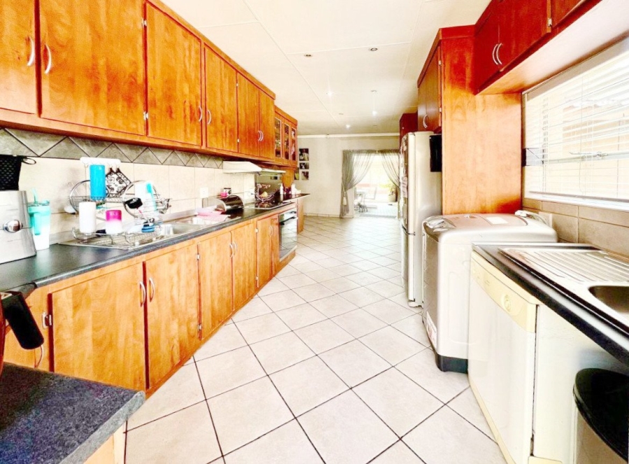 4 Bedroom Property for Sale in Sasolburg Free State